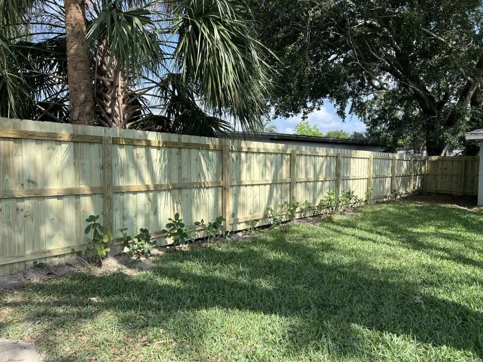 Wood Fencing Installation Orlando, FL